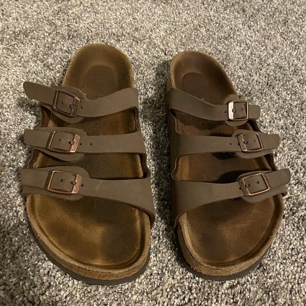 EUC Birkenstock Brown Sandals Sz 37